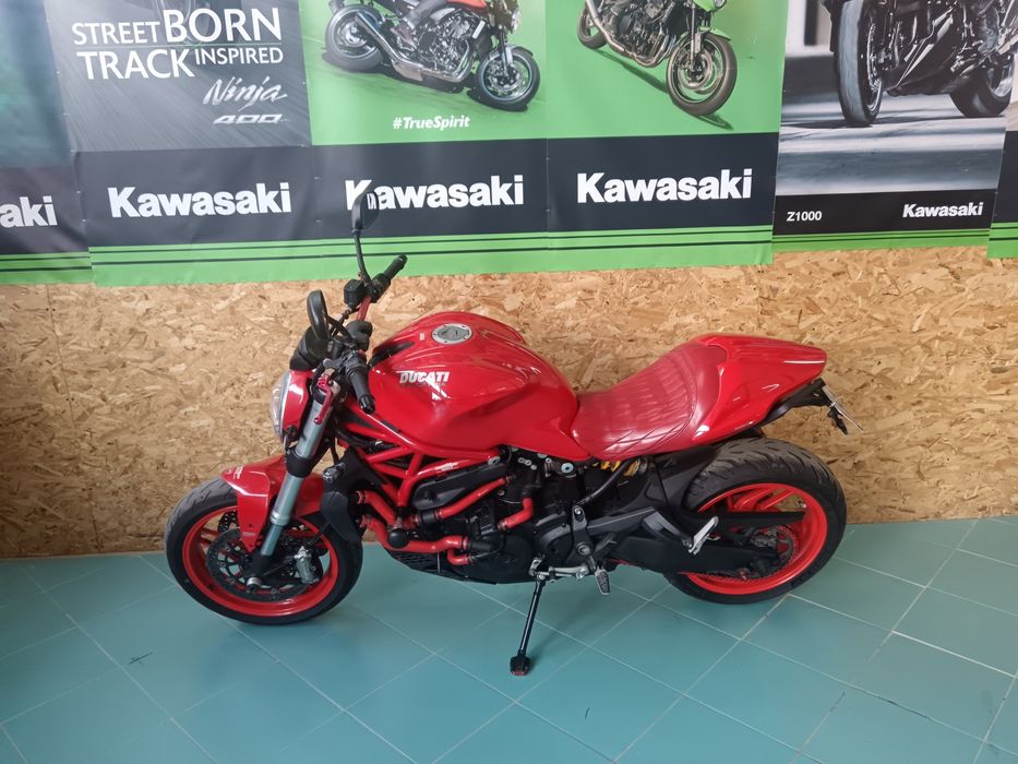 Ducati monster 821 2015