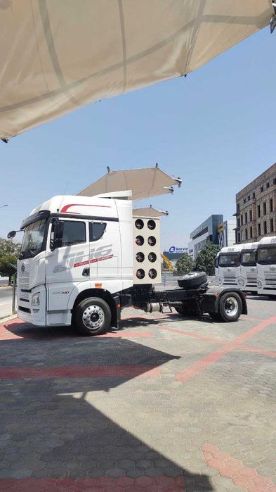 Магистральный Тягач Будущего: FAW JH6 4х2