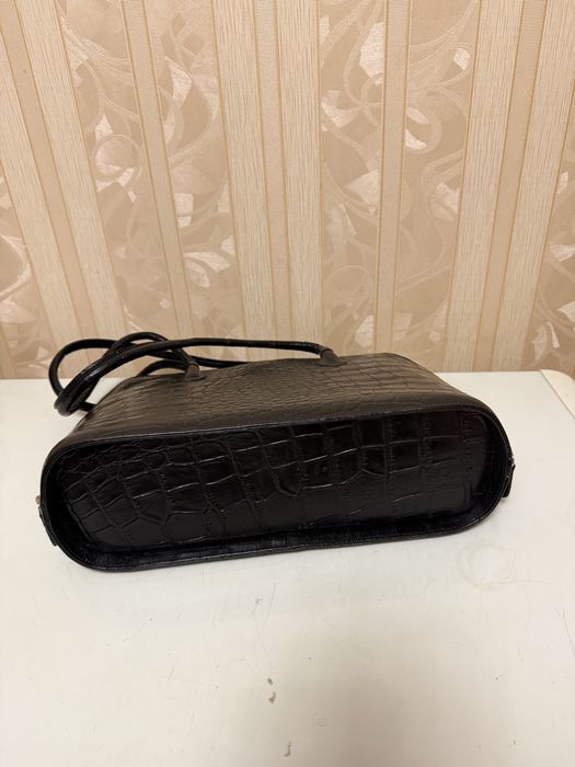 Продам женскую сумку