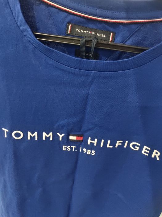 Футболка Tommy Hilfiger.