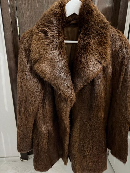 Haina blana naturala de nutrie