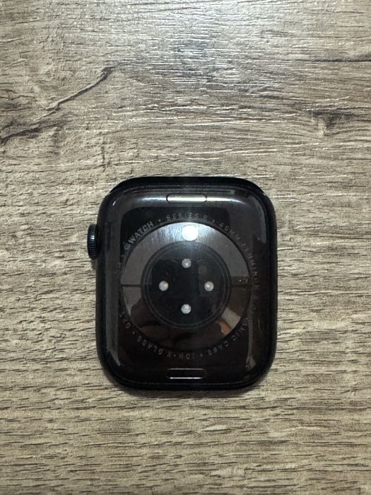 Apple Watch 8 45 mm, GPS: IMPECABIL