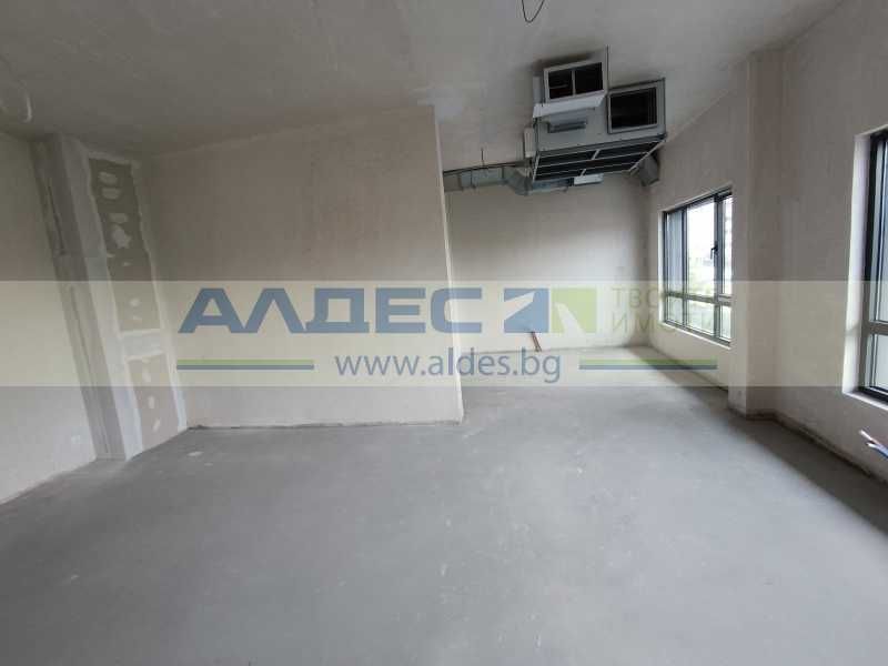 Дава се под наем Магазин в София, Люлин 10 - 1115 кв.м за 10704 € - Снимка #11