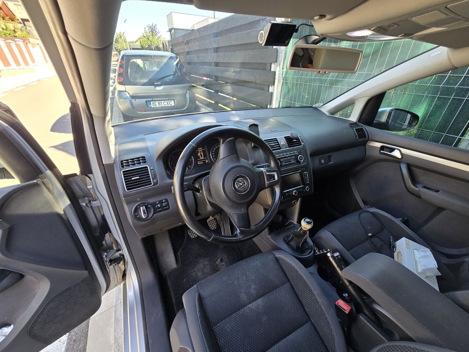 Touran 2012  2.0 TDI pret FIX