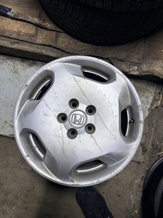 Продам Титанки R17 HONDA