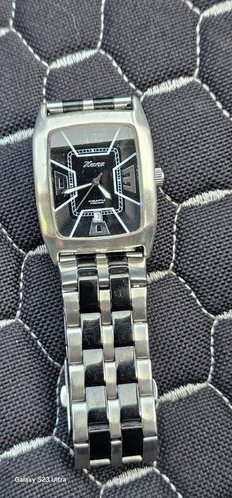 Продам часы ника
