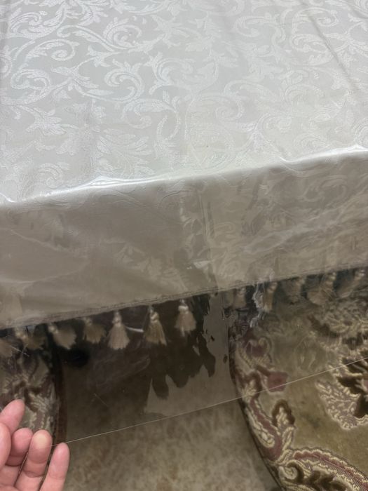 Продам стол для зала