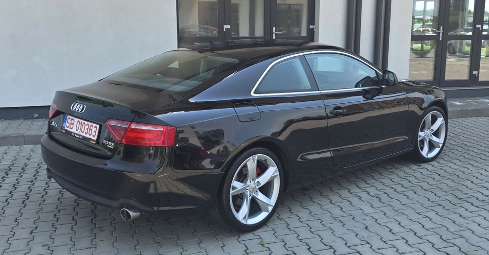 Vand sau schimb Audi A5 S-line cupe 3.0 TDI quattro 2008
