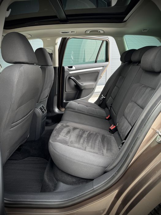 VW Volkswagen Golf 6 2.0 TDI DSG2 Automat Panorama Garantie