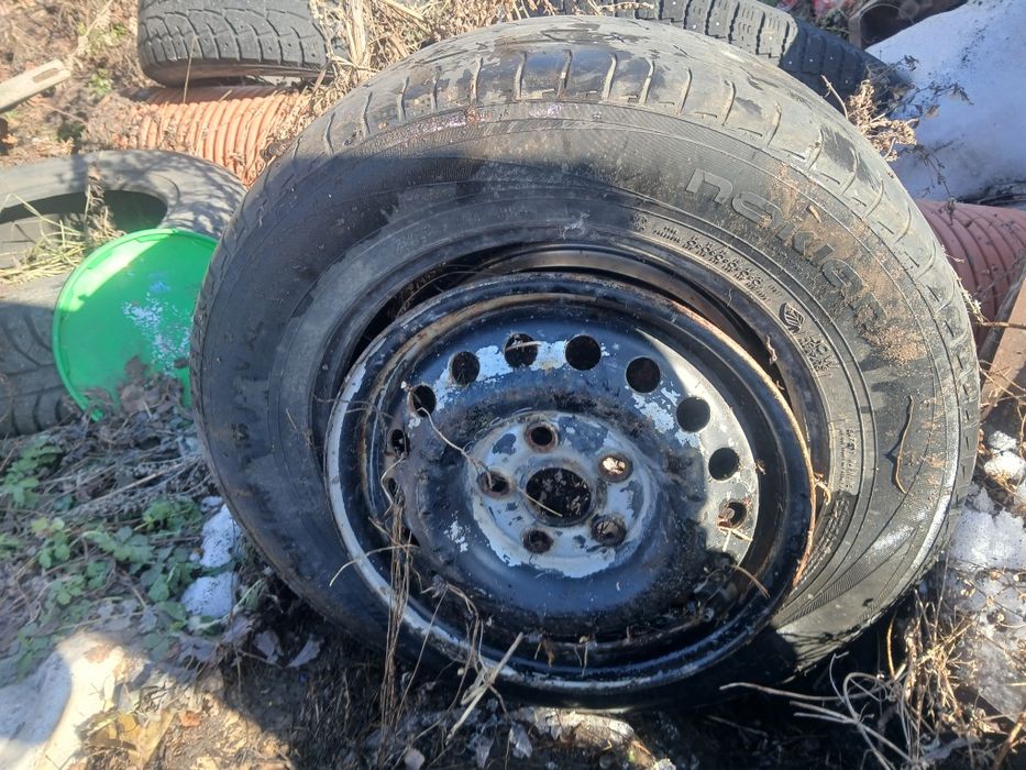 Диски на 16 и 2 разные резины на 16