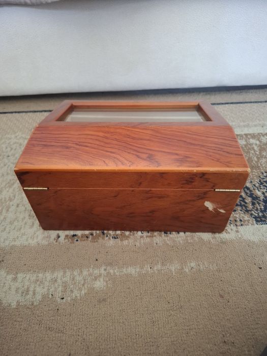 Хумидор за  Пури