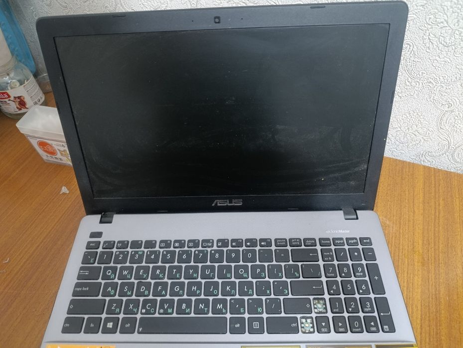 Продам ноутбук срочно asus