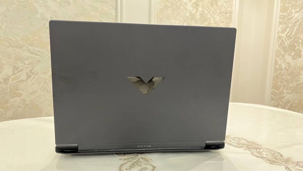 HP Victus - Ryzen 5 - 7535HS / DDR5 8GB/ RTX 2050 4GB