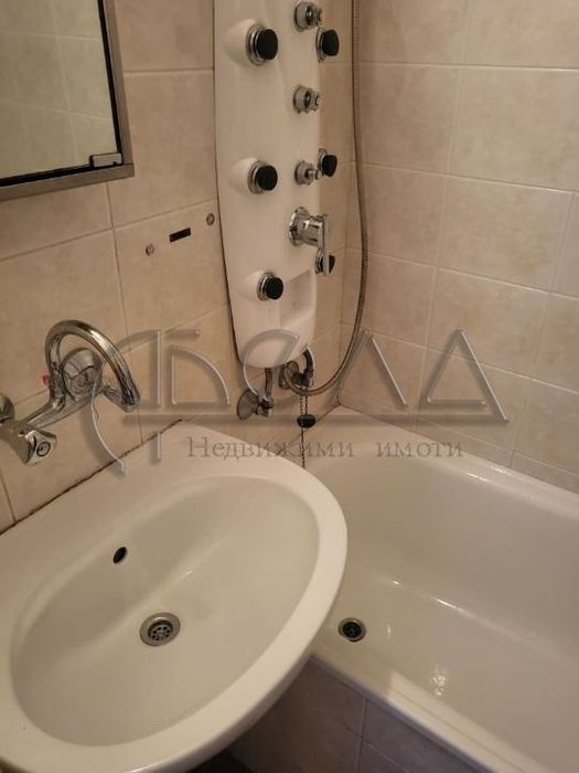 Продава се Двустаен апартамент в София, Люлин 6 - 77 кв.м за 1910 €/кв.м - Снимка #11