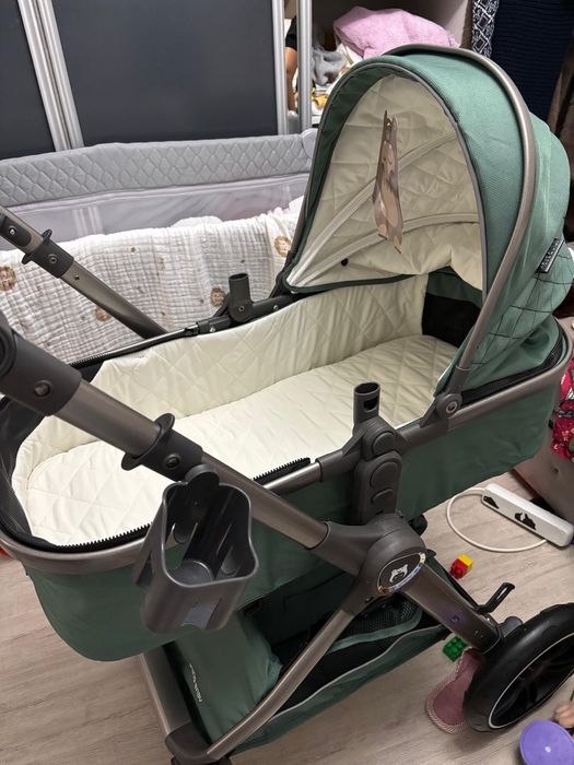 Продам детскую коляску