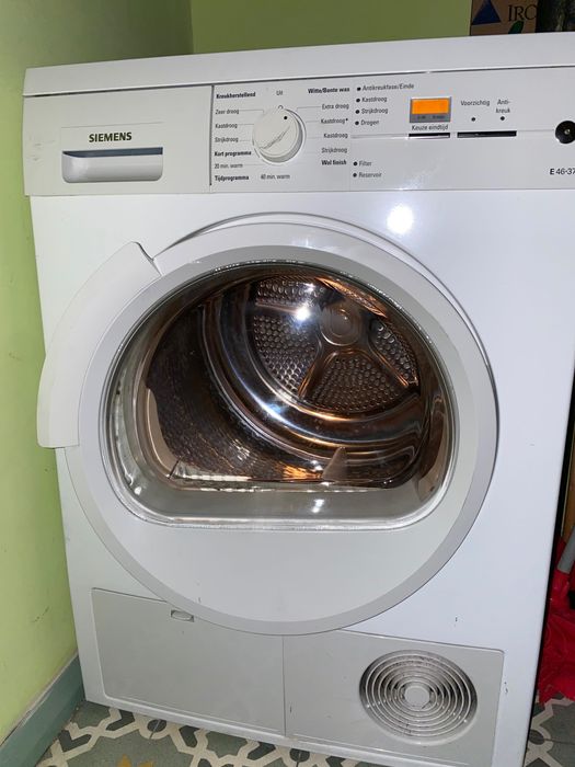Uscător de rufe Siemens. Funcționează perfect