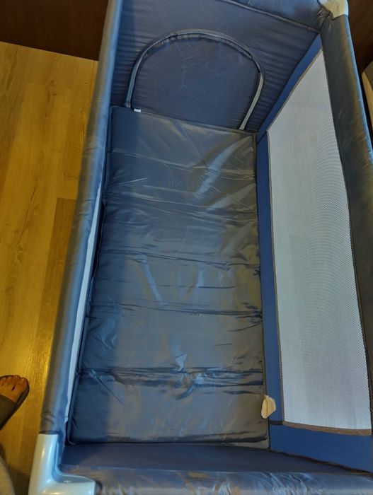 Кошара за сън и игри