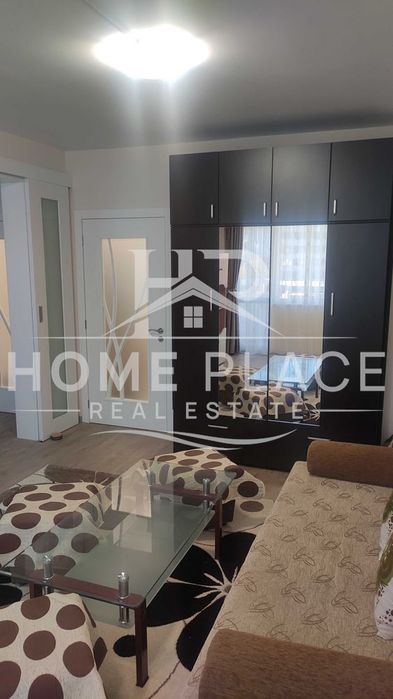 ДВУСТАЕН апартамент под наем - Център