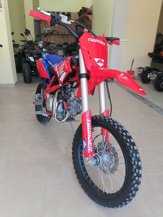Кросов мотор 125 Кубика от серията Storm Red