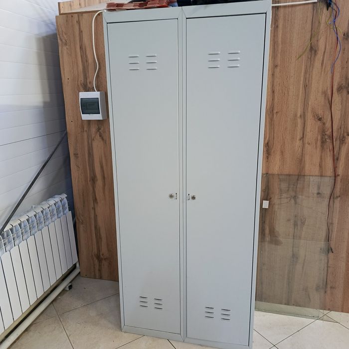 Шкаф металлический