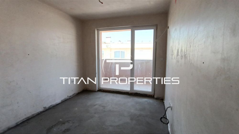 Тристаен апартамент в жк. Остромила