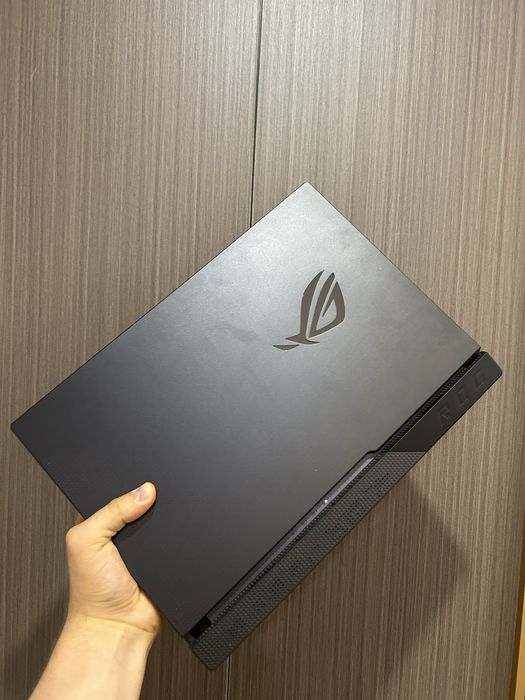Ноутбук ASUS ROG Strix G15