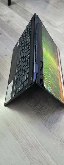 Asus Zenbook Flip 13 touchscreen