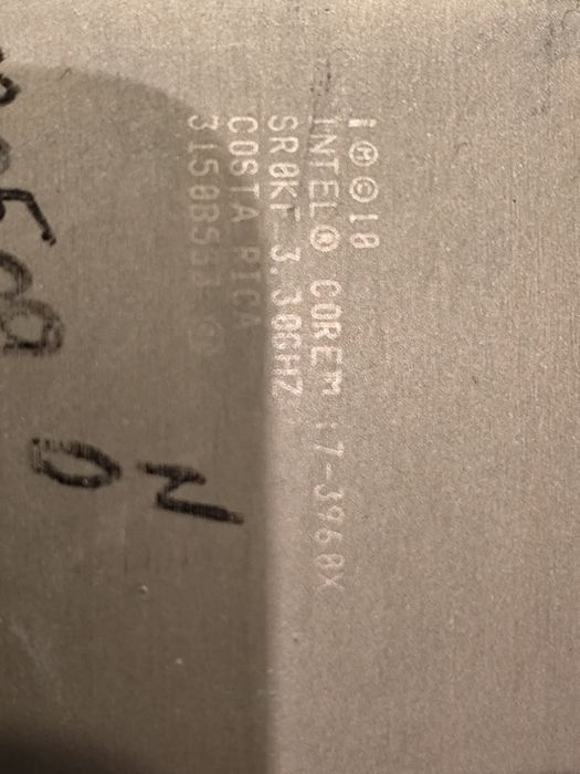 Procesoare socket 2011