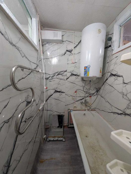 Продам 2-комн.квартиру в 13 микрорайоне