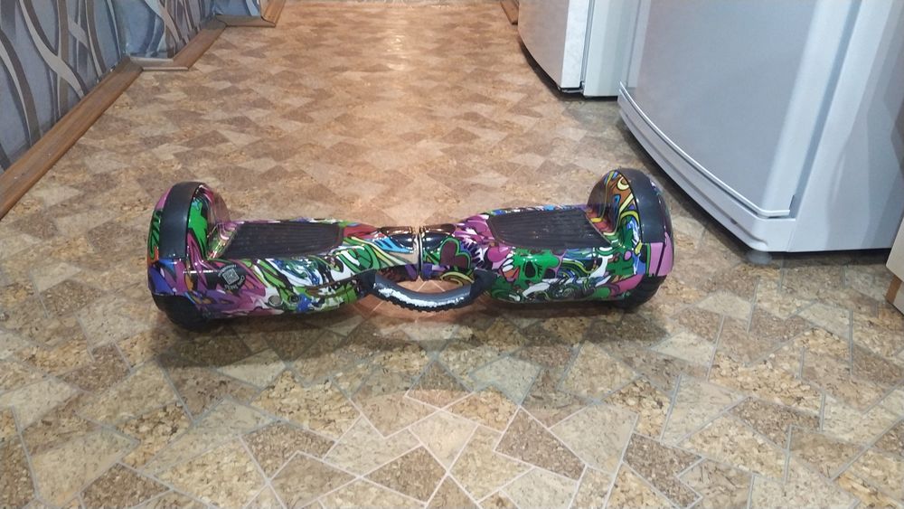 Гироскутер почти новый