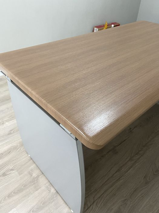 Стол рабочий офисный компьютерный