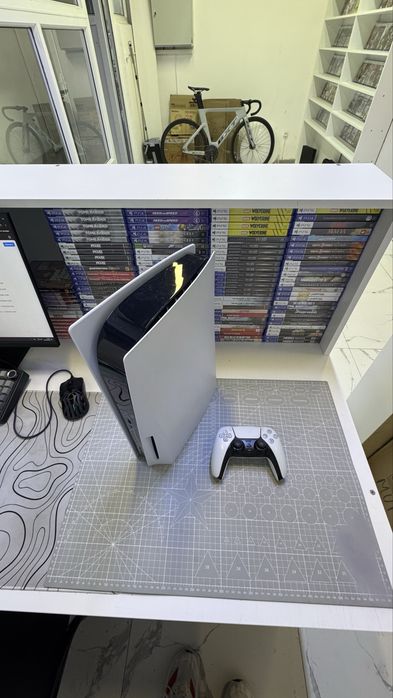 PlayStation 5 + 5 топовых игр + Гарантия б/у в идеале