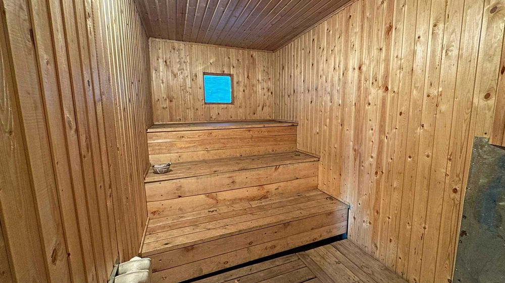 в Текели Баня-Сауна, Айгерим Д