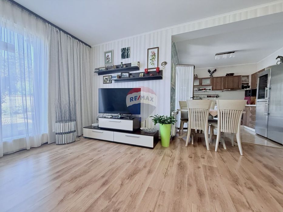 Продава се Къща в с. Соколово, Област Добрич - 123 кв.м за 1521 €/кв.м - Снимка #11