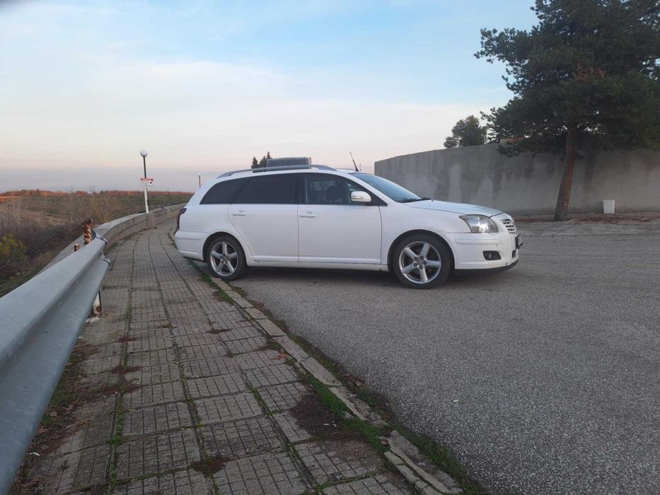 Тойота Авенсис 2006г
