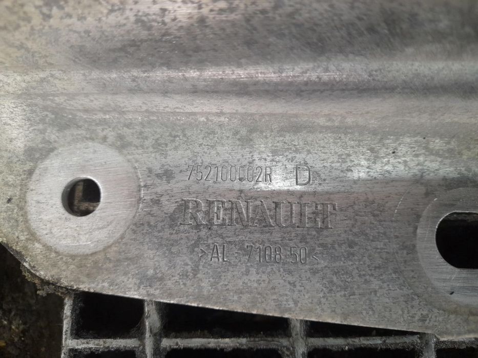 Armatura bara fata 752100002r 1.5 dci K9K780 Renault Laguna 3 (facelift) (2011 - 2015)