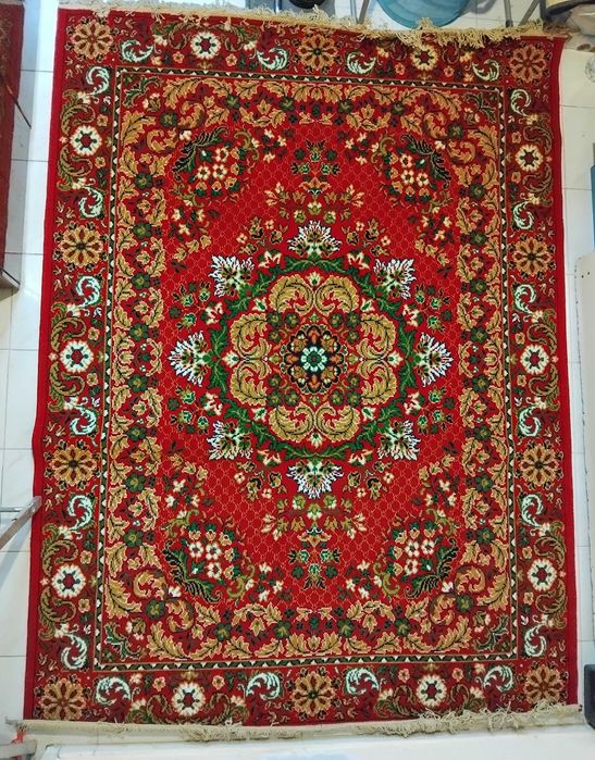 Декоративен синтетичен килим, модел в „персийски“ стил - 230 х 170 см