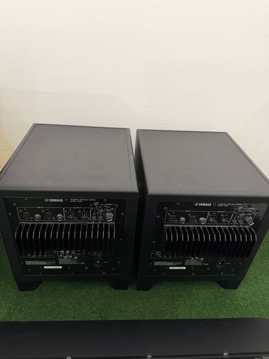 Yamaha HS8 SUB, два субуфера на Yamaha