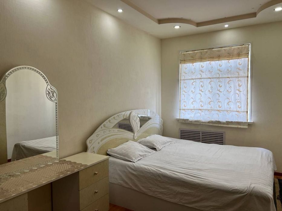 Сдается 2 ком Метро Ойбек. Улица Чехова