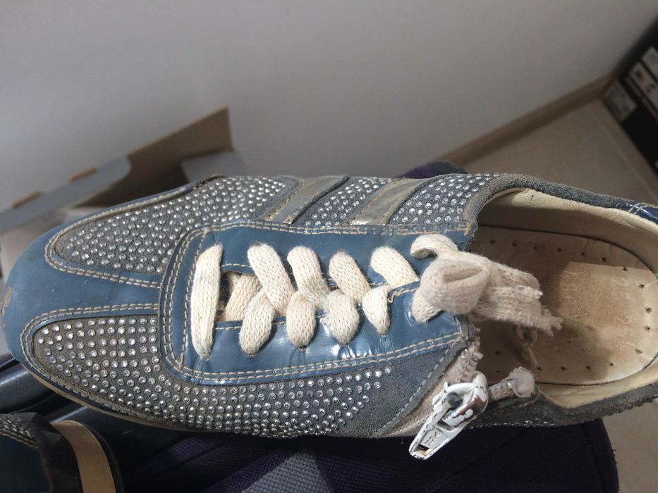 Кроссовки кожаные для девочки