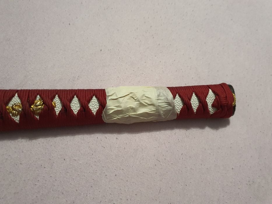 Katana decorativă de colecție – Eleganță și putere într-o singură pies