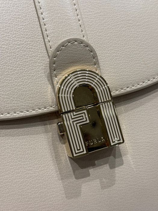 Оригинална нова чанта Furla 1927 Opera Top Handle