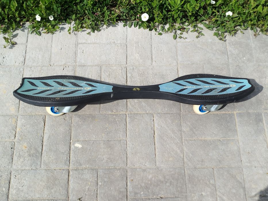 Placa Skateboard (cu 2 Roti) din Germania