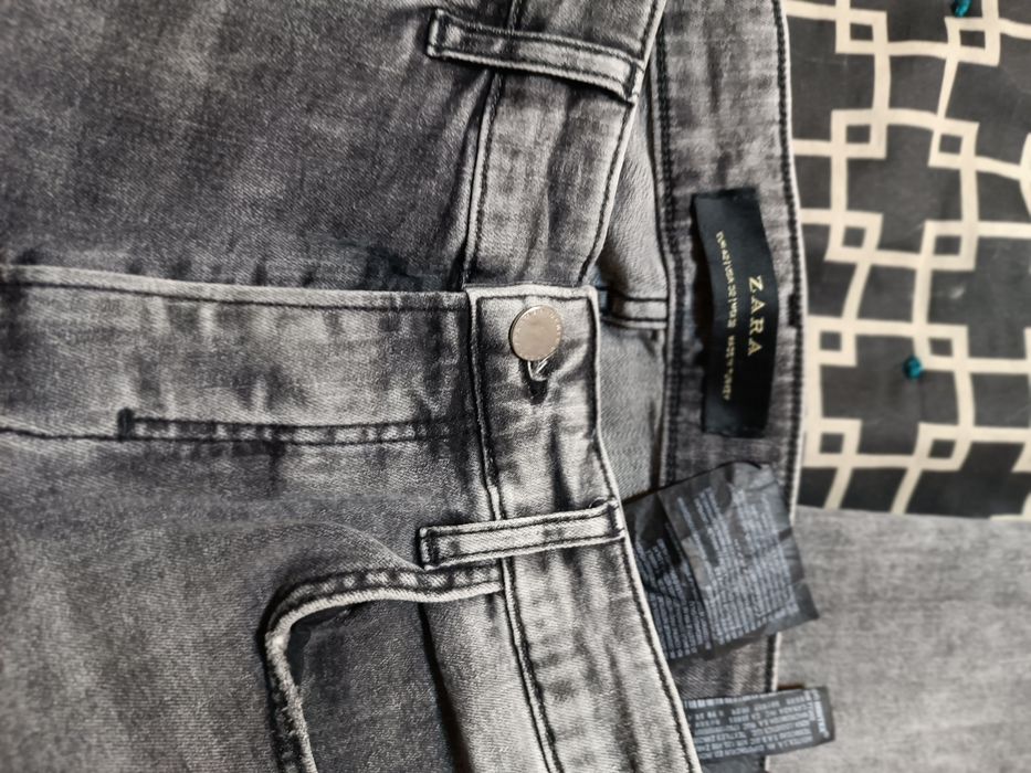 Blugi slim marca Zara mărimea M