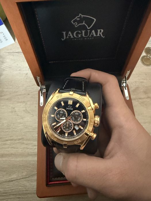Часовник Jaguar