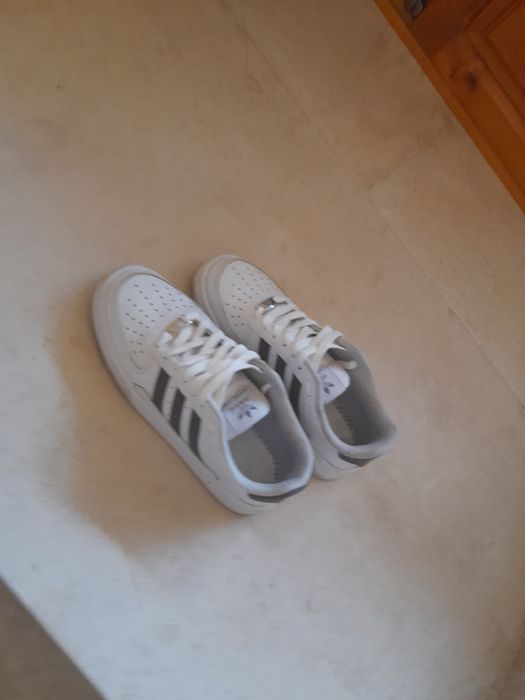 Маратонки  Adidas, 40 номер