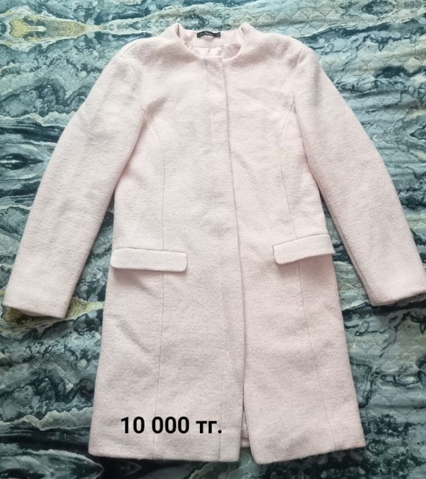 Продам верхнюю одежду