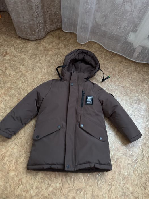 Продам куртку на мальчика