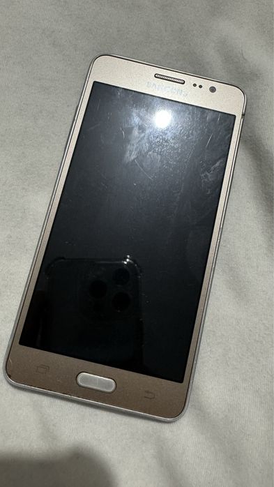 Сломанные телефоны