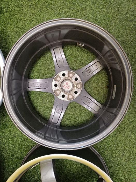 Диски R18 5x112 на Audi и другие.